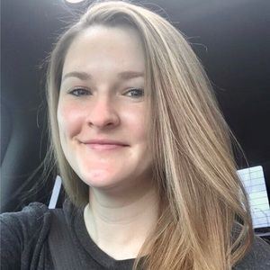 Meet your Posher, Ellie